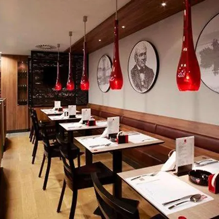 Clarion Congress Τσέσκε Μπουντεγιόβιτσε