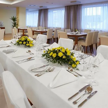 Clarion Congress Hotel 4*