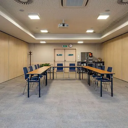 Clarion Congress Hotel